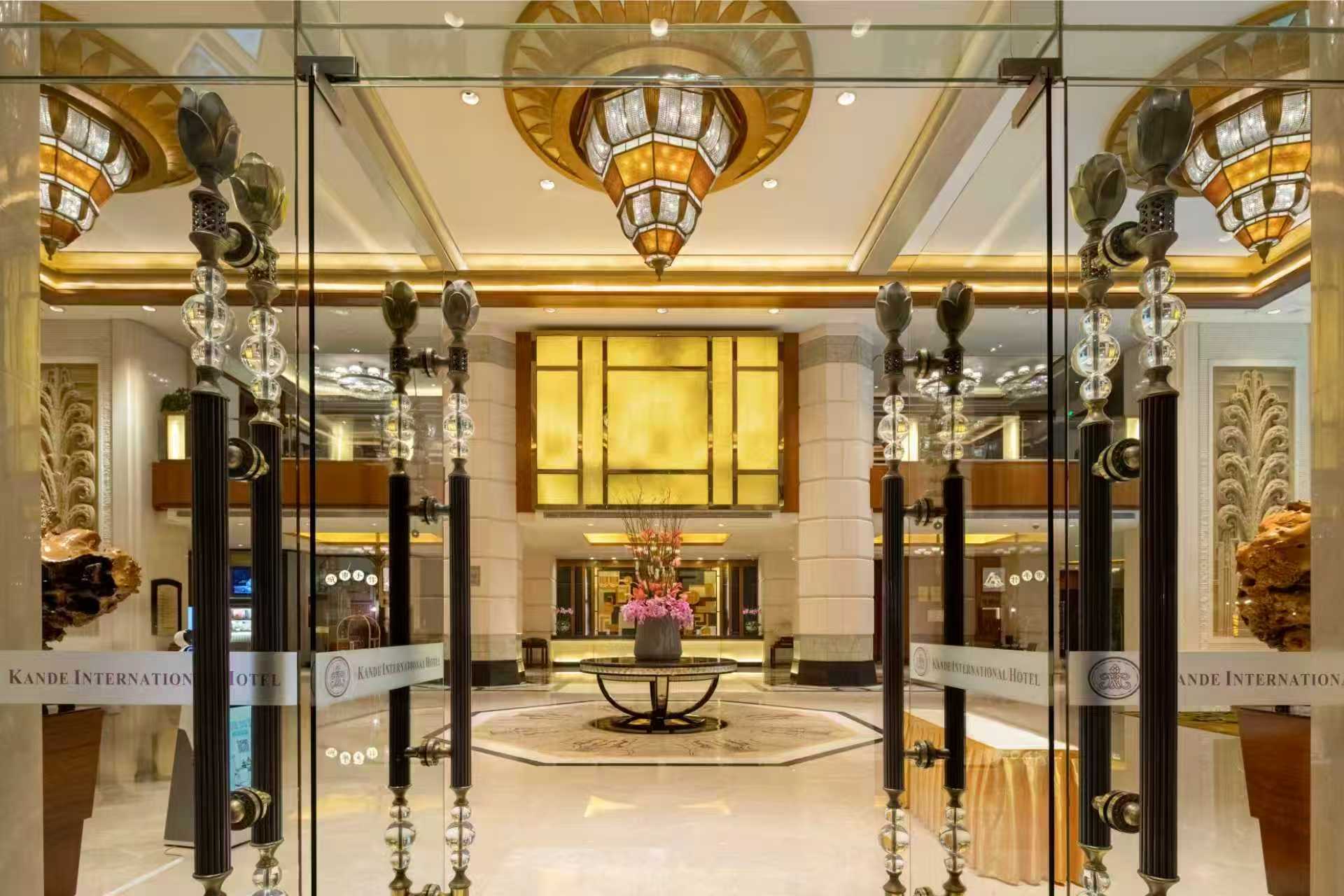 惠州康帝国际酒店大堂.jpg